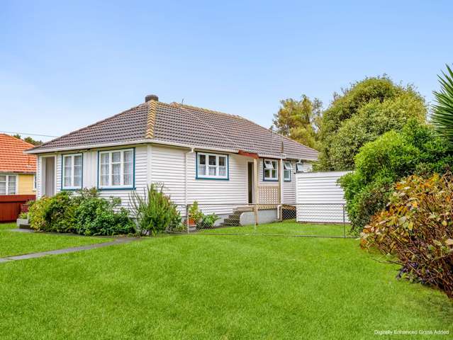 Large 4 Bedroom Family Home