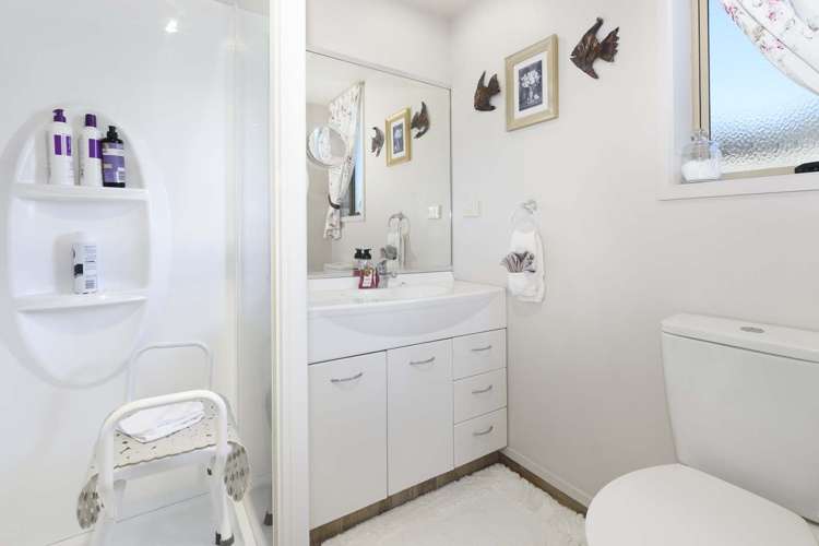 38 Brackenburn Drive Ohauiti_10