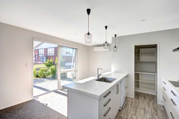 20c Church Street Mosgiel_10