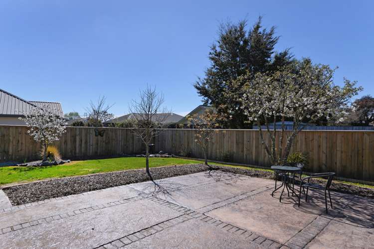 11 Maple Crescent Richmond_17