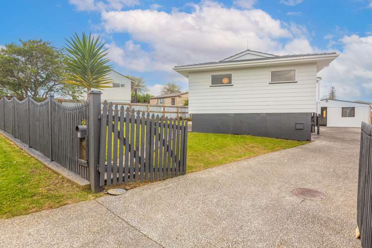 15 Ravenna Way Clover Park_2