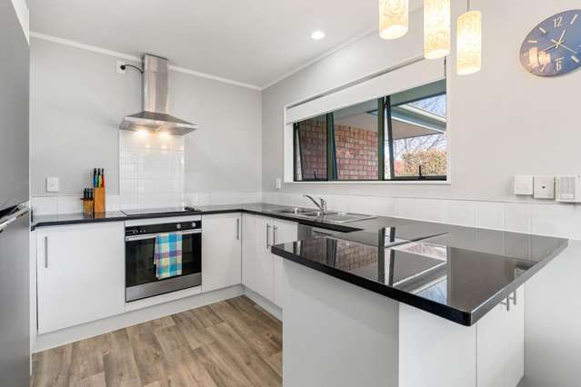 7 Yarrow Lane Papakura_2