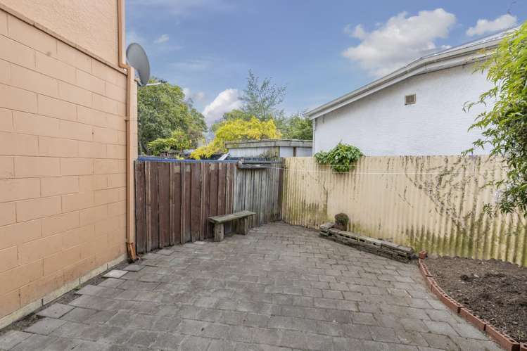 2/17 Percy Street Phillipstown_10