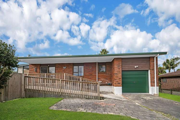 2/8 Millbrook Road_0