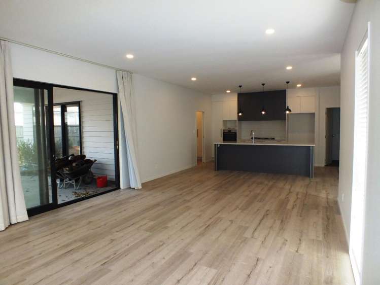 5 Syd Grant Crescent Orewa_2