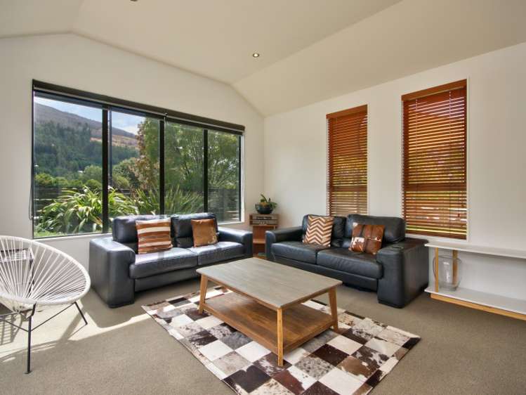 2a Amber Close Arthurs Point_6