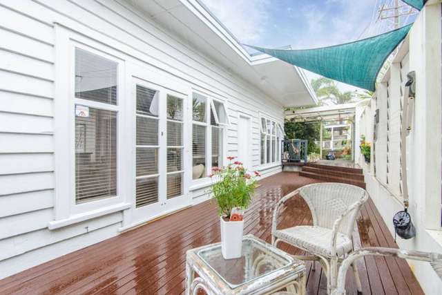 90 Arran Road Browns Bay_1