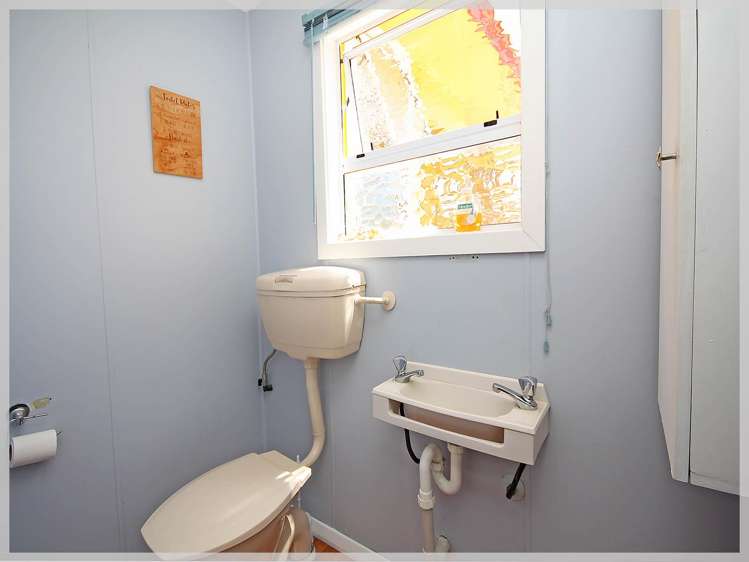 9 Dewe Terrace Foxton Beach_14