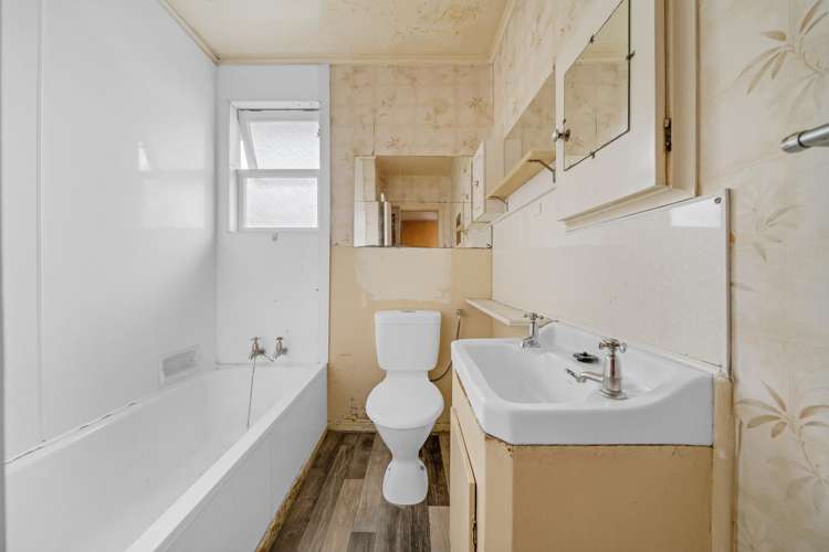6 Preston Avenue Henderson_13