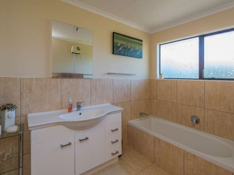 292 Heatherlea East Road Levin_9