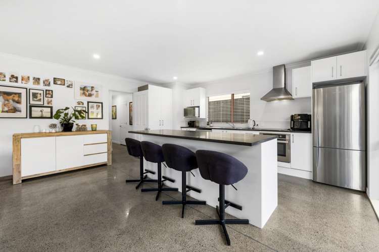 29 Baverstock Road Flat Bush_6