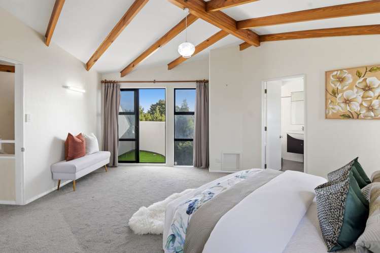 2/94 Jutland Road Hauraki_13