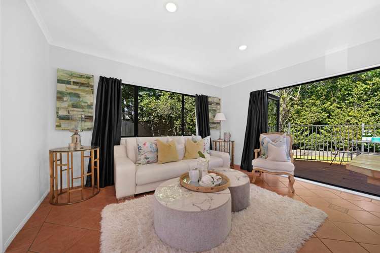 36 Lothian Brae Wattle Downs_14