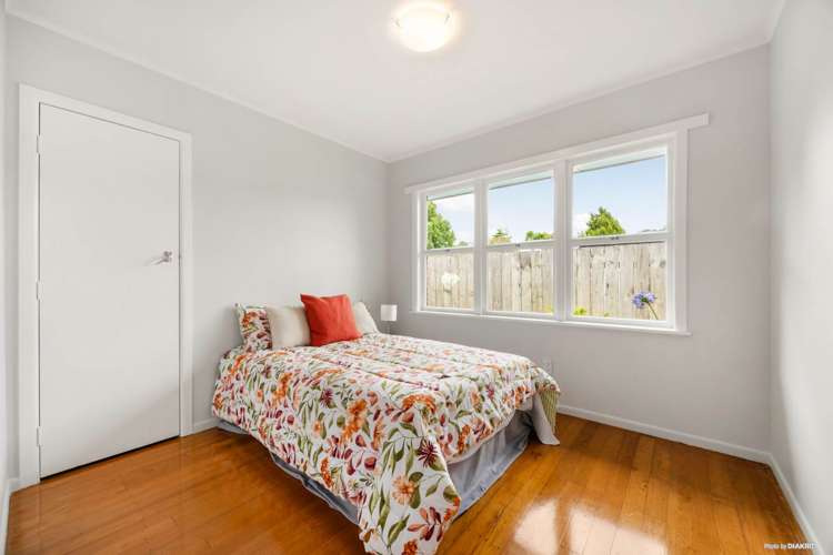 16 Kahurangi Place Hill Park_10