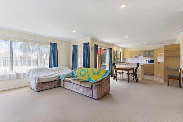 2 Erne Crescent East Tamaki_4