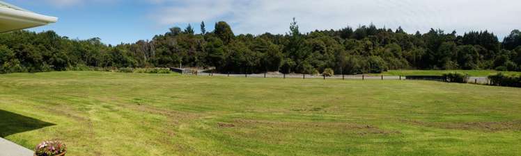 8 Haydens Road Marsden_24