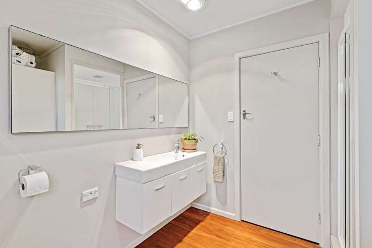 2/172 Centaurus Road Saint Martins_10