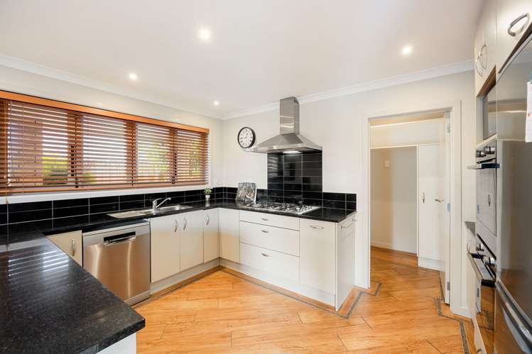 52 Macfarlane Street Hamilton East_9