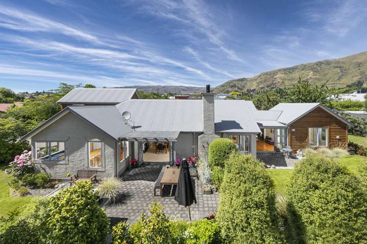 121 Meadowstone Drive Wanaka_23