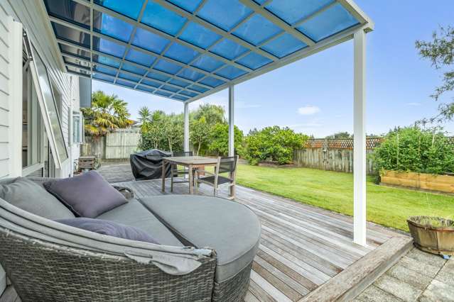 12 Stonebridge Park Drive Holdens Bay_4