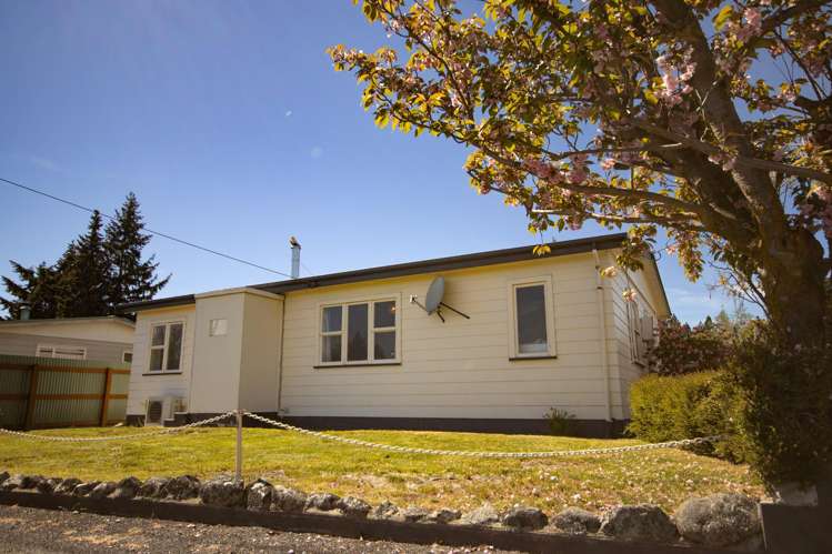 55 Jollie Road Twizel_15