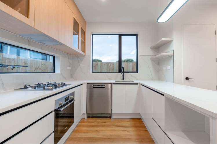3/27 Mcleod Road_3