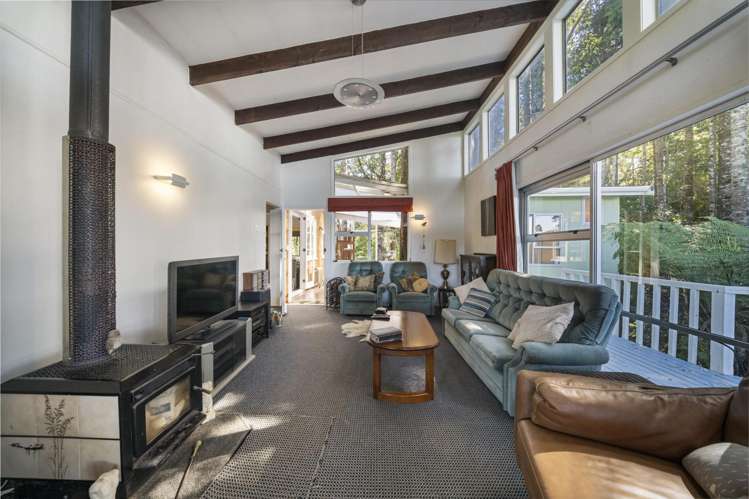 136 Opanuku Road Henderson Valley_7