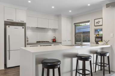 1/83 Woodward Street_2