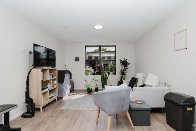 104/4 Village Quarter Lane Frankton_2