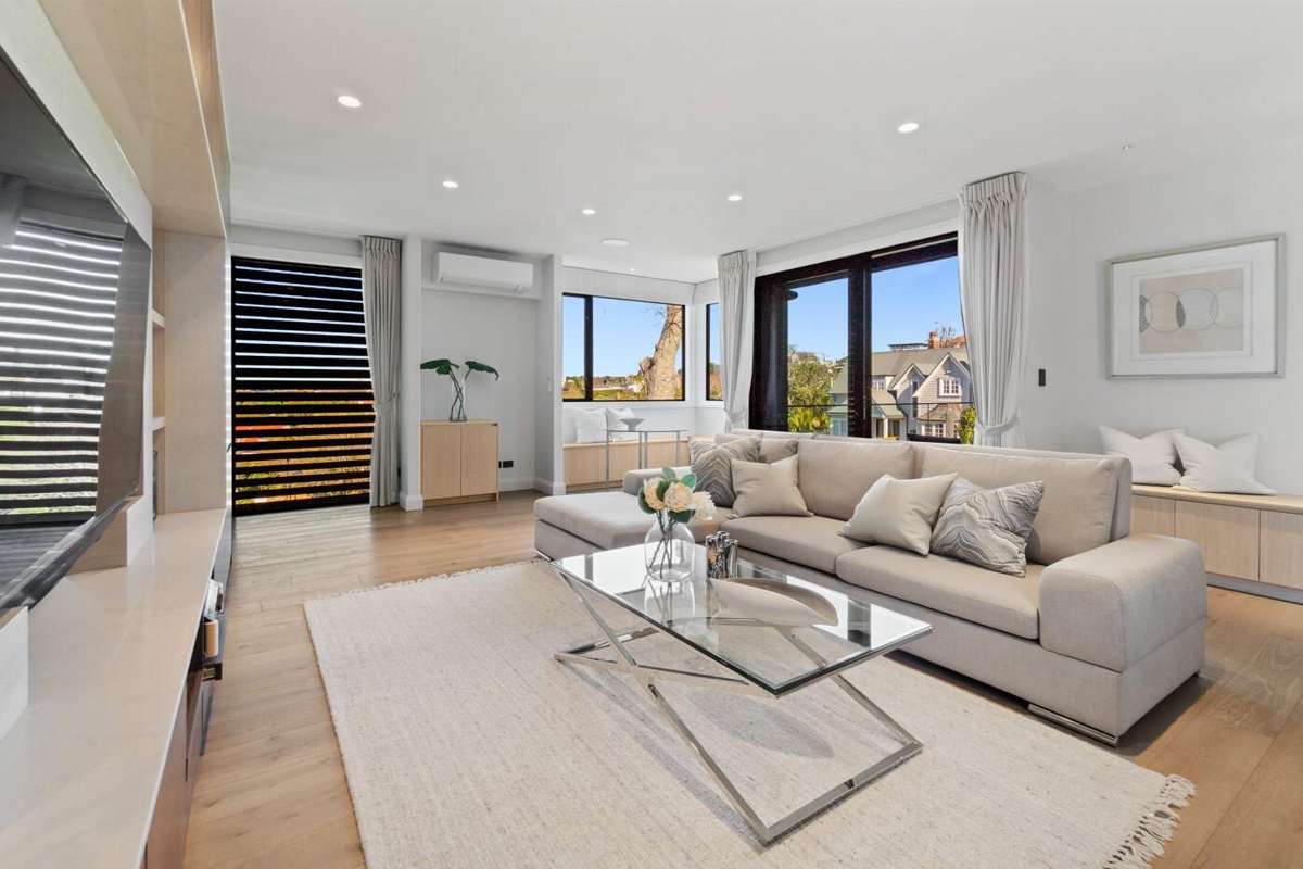 45 and 47 St Stephens Avenue_4
