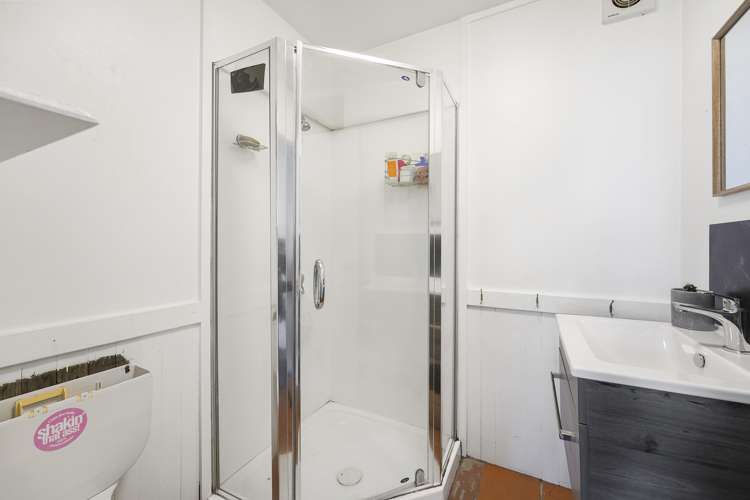 18 Dart Place Fernhill/Sunshine Bay_15