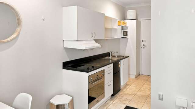  2O/15 Nelson Street Auckland Central_3