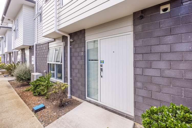 4/3 Somerset Street Frankton_4