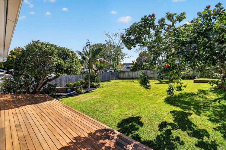 20 Albatross Road Red Beach_21