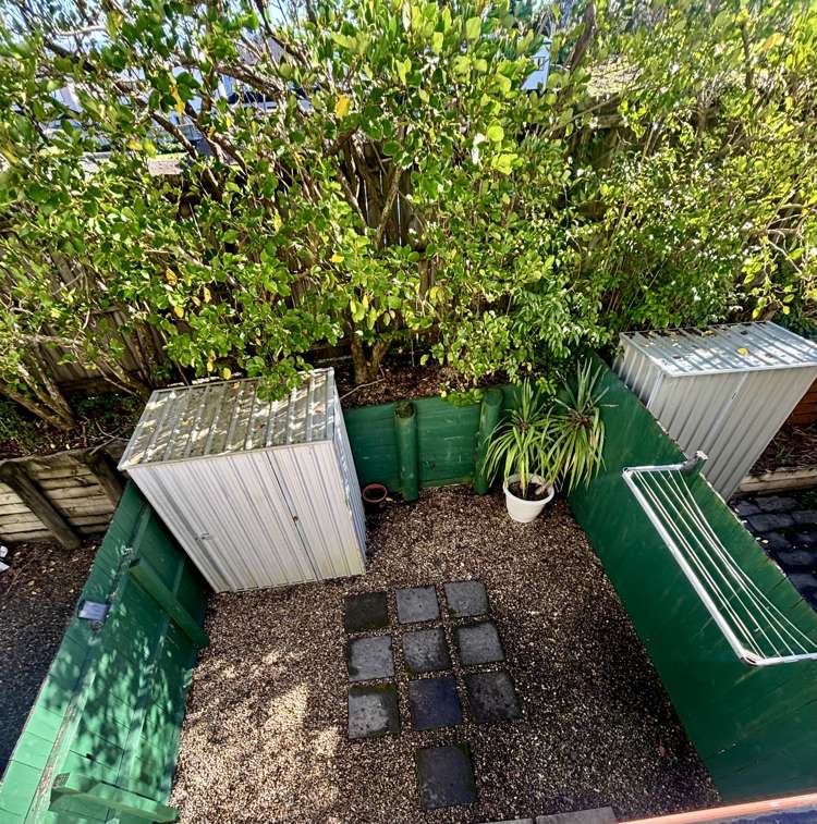 13/46 Carlos Drive Flat Bush_12