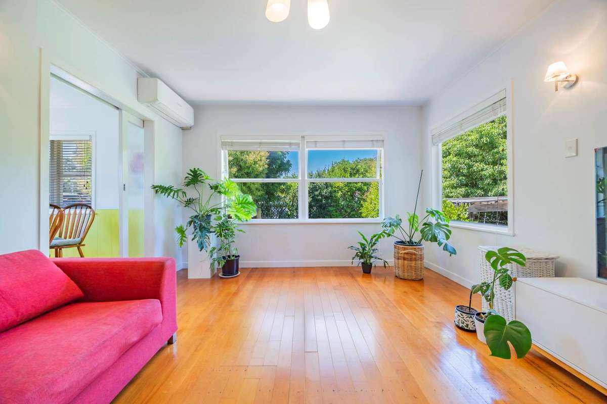 32 Chartwell Avenue_1