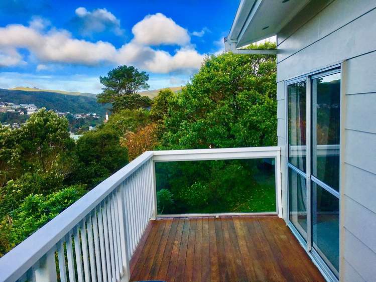 92 Thurleigh Grove Karori_3