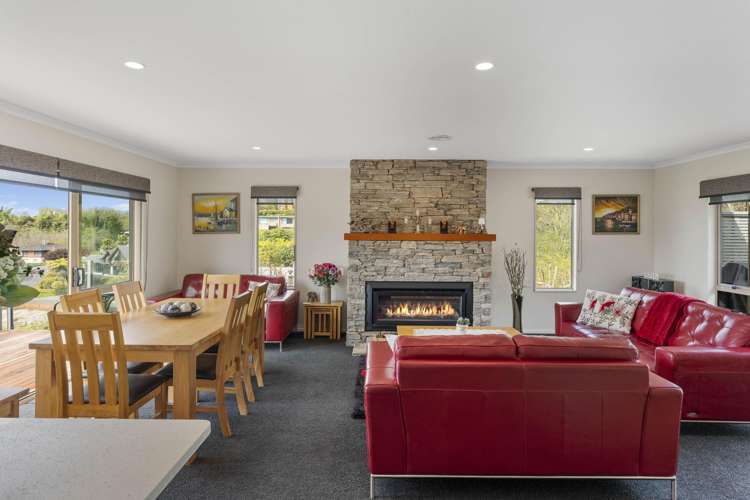 19 Te Urunga Place Acacia Bay_13