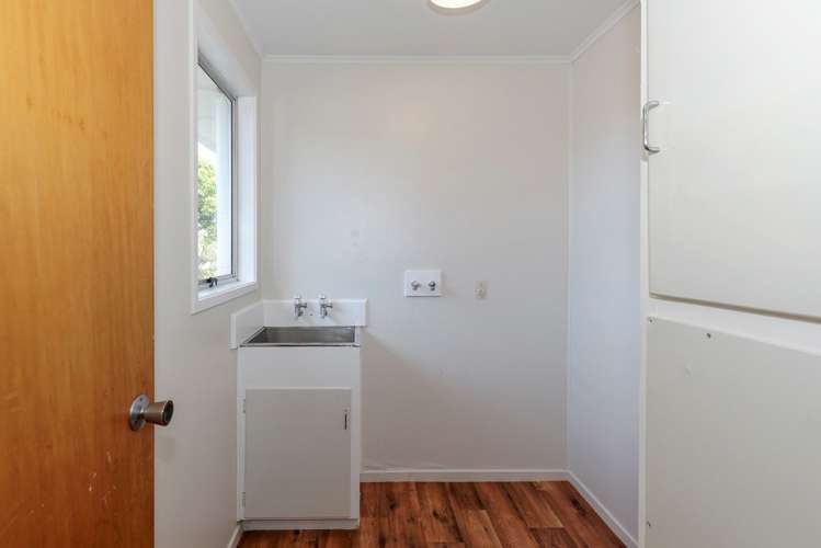 42 Chislehurst Street Henderson_5