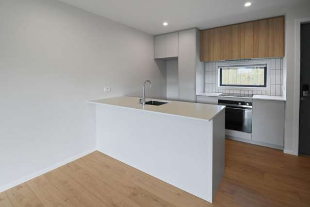 7/16 Sladden Street Naenae_2