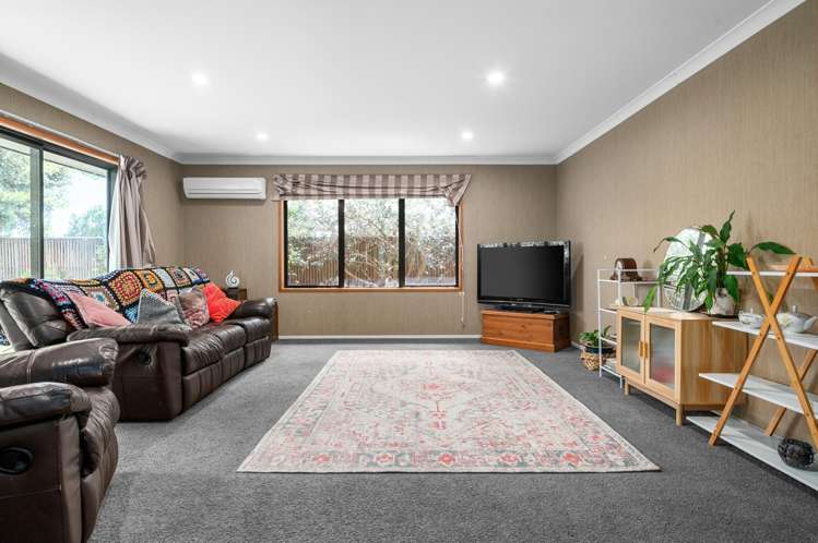 24 Nielsen Gardens_5