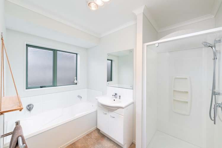 56 Percy Kinsman Crescent Riverstone Terraces_12