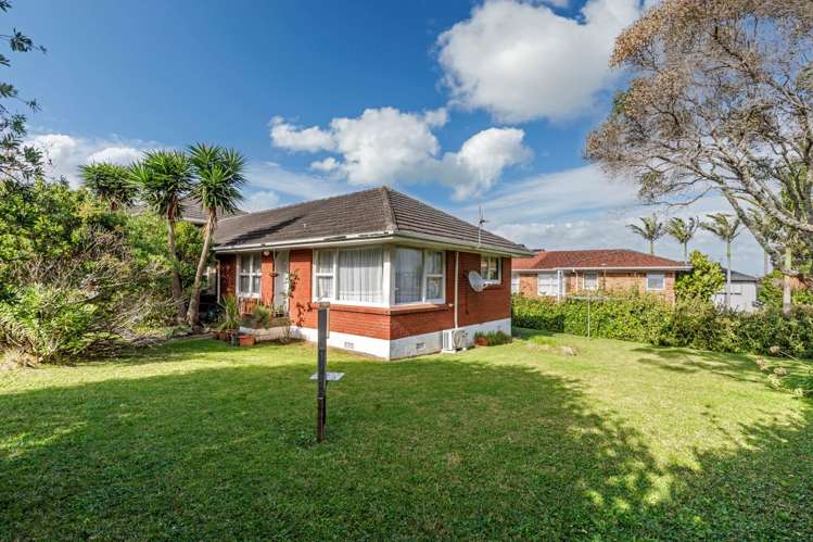 1 Marsh Avenue Forrest Hill_12