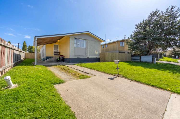 32 Dundee Place Strathern_14