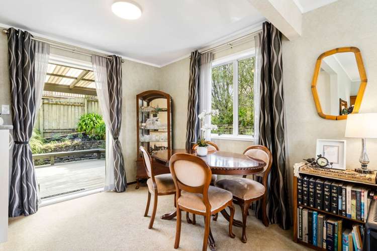 2/1 Trias Road Totara Vale_7