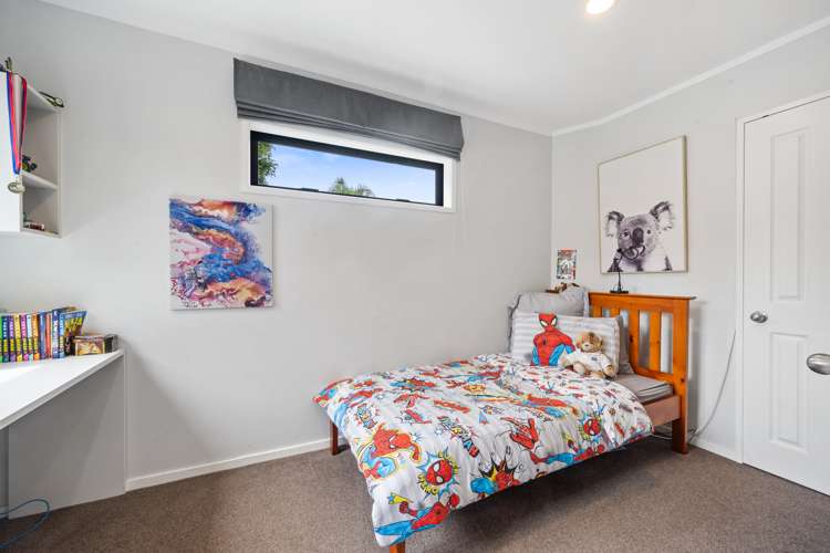 21c Howe Street Howick_18