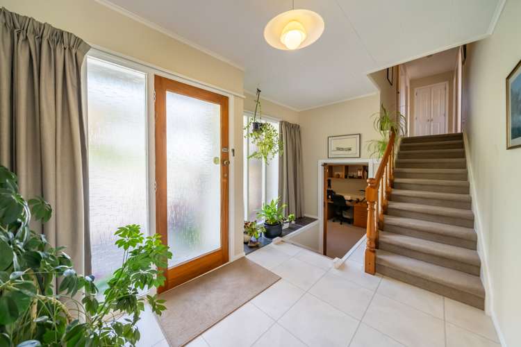 9 Chichester Drive Pinehaven_23