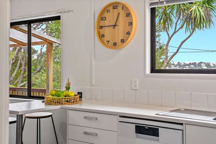 2/19 Seaview Road Glenfield_16