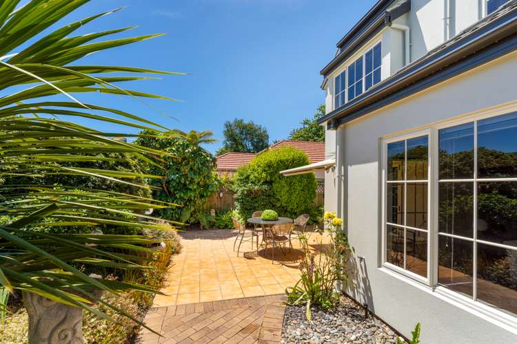 372 Trafalgar Square Nelson City_23