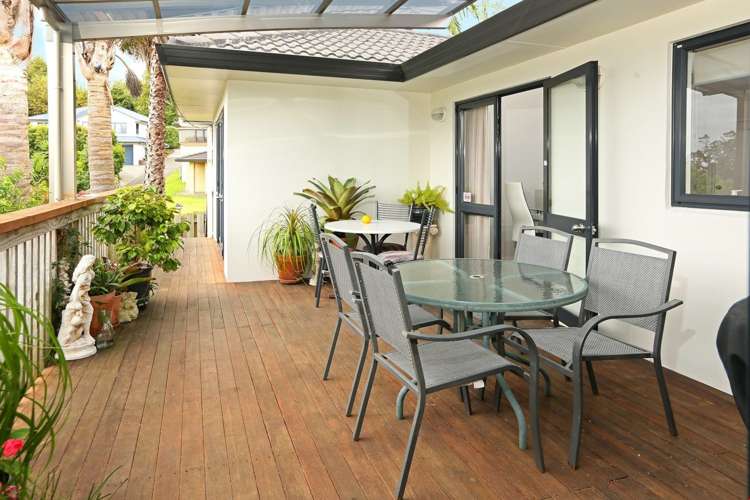 4 Blethyn Place Te Atatu South_10